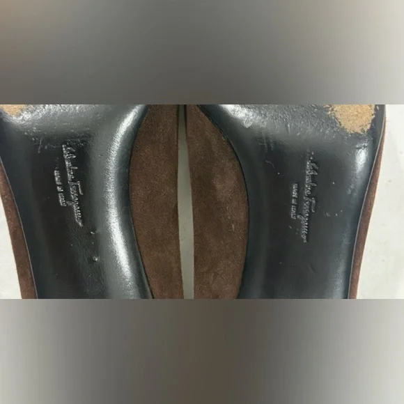 SALVATORE FERRAGAMO Brown Suede Pumps Sz 11.5C Tortoise Heel - Picture 8 of 10